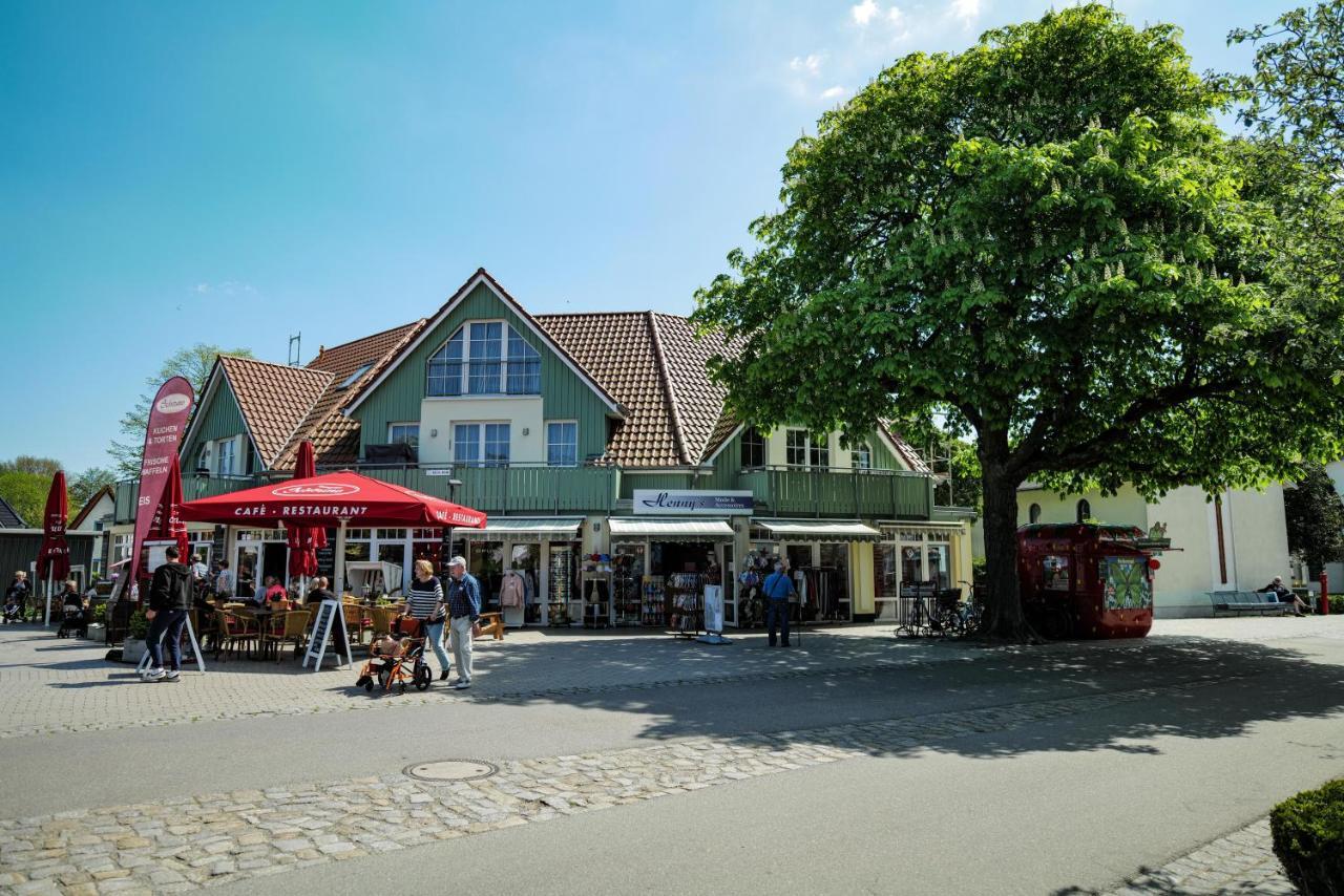 Ferienwohnungen Meerfarbig Zingst - Haustierfrei -Terrasse Mit Strandkorb Oder Balkon - E-Ladesaeule - Parkplatz - Wlan - Fahrradschuppen - Waschtrockner - Ruhig Und Zentral - Nichtraucher Exterior foto